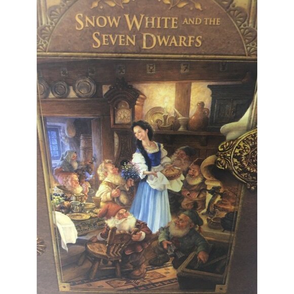 New Masterpieces Snow White and the‎ Seven Dwarfs Hinged Book Box Jigsaw Puzzle - Picture 10 of 10